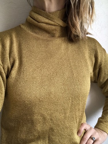 Ellen Tracy Turtleneck Glitter Gold 