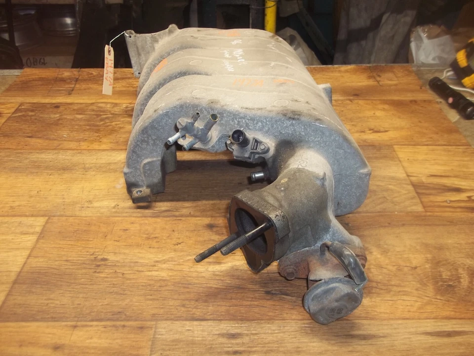 Conjunto de colector de admisión superior Voyager Caravan Town & Country 1996-1999 3,3 L OEM Foto 3 de 4