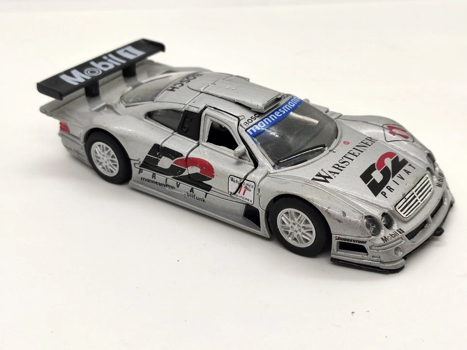 Welly 9746 Mercedes CLK GTR 1997 Warsteiner 1/43 - Immagine 2 di 4