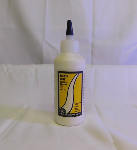 WOODLAND SCENICS S190 SCENIC GLUE 8OZ BOTTLE - 第 1/1 張圖片