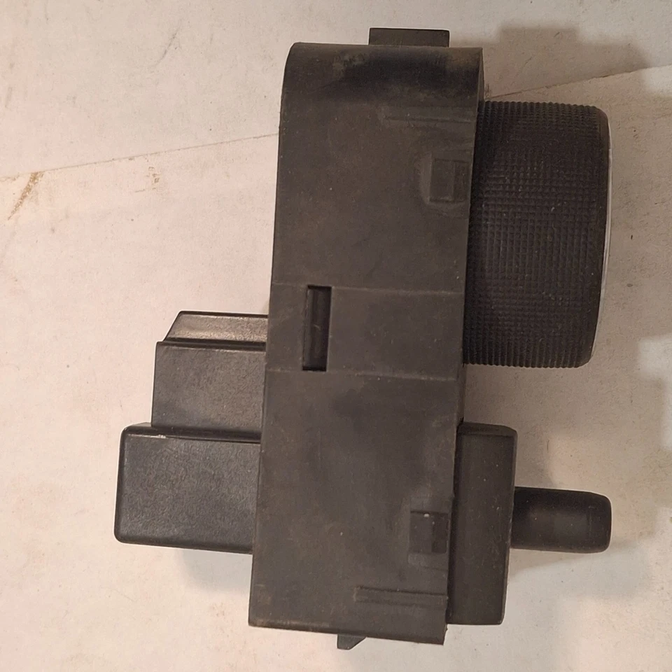 2007-14 Chevrolet GM Headlight, Instrument Panel Dimmer Switch 25858705 - Image 4 of 4