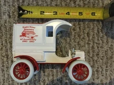 Ertl Replica 1905 Ford's First Delivery Car Sugar River Beamers 1 of 500 Bank