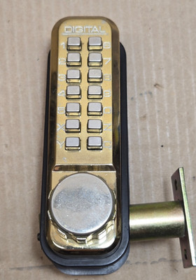 LockeyUSA 2200 Digital Door Lock (Used   Code Unknown) Pre-owned LockeyUSA 2200