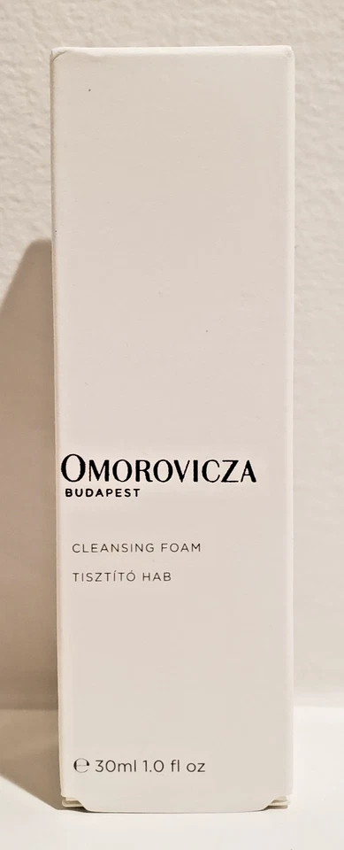 NUEVA Mascarilla de Limpieza Profunda Omorovicza, Suero Corporal, Esencia Queen y Espuma Limpiadora Foto 2 de 4