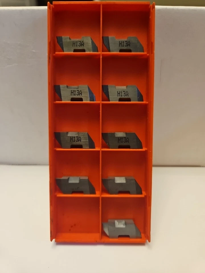 Sandvik  TLR3031R H13A, Carbide NEW OPEN BOX of 9 carbide insert LOT 381  - Image 3 of 4