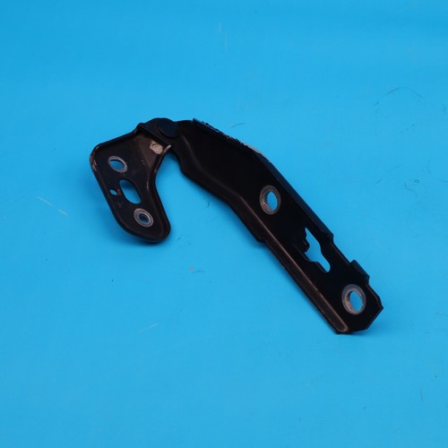 Audi A6 4F C6 Klappenscharnier vorne links 4F0823301 Motorhaube LZ9Y Orig. MX1