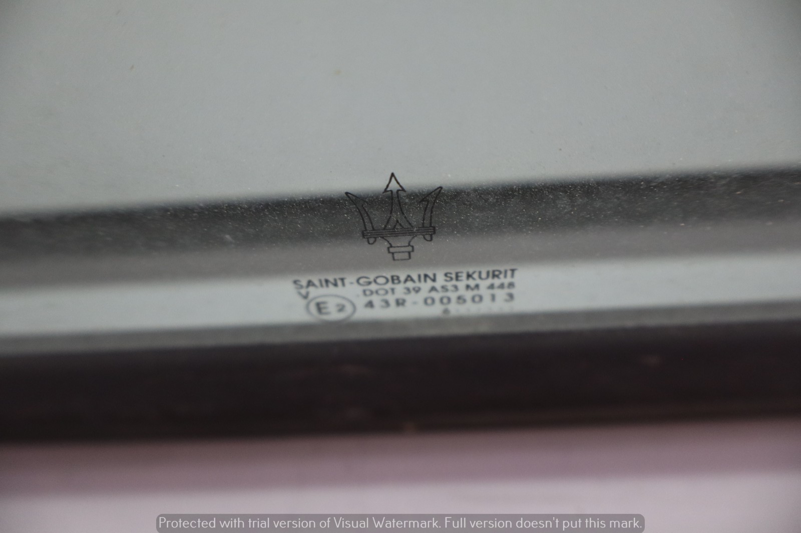 Maserati Quattroporte 2003-2013 Sunroof glass