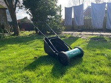 Qualcast Panther 30 Lawn Mower