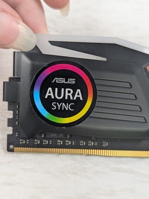 Asus Aura Sync Geil GLS48GB2400C16DC 8GB 2x4GB PC4-24000 DDR4