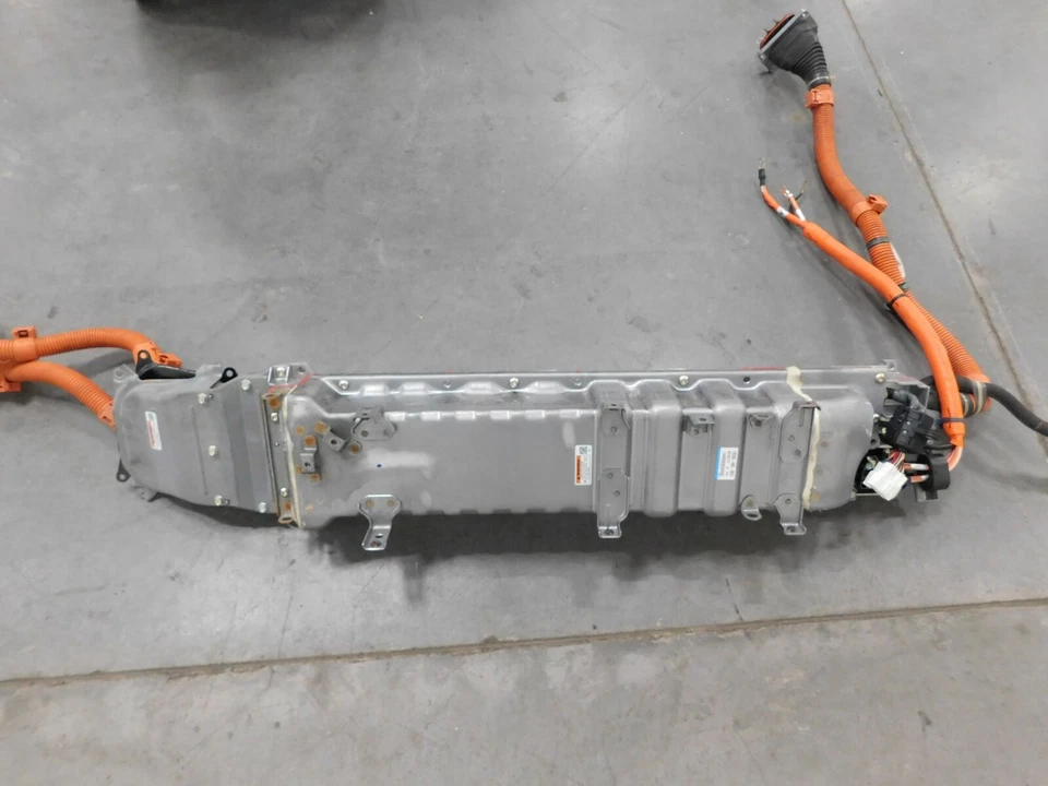 Kit de unidad de accionamiento eléctrico PDU 2017 16-21 PDU/cables #0295 F4 Foto 2 de 3