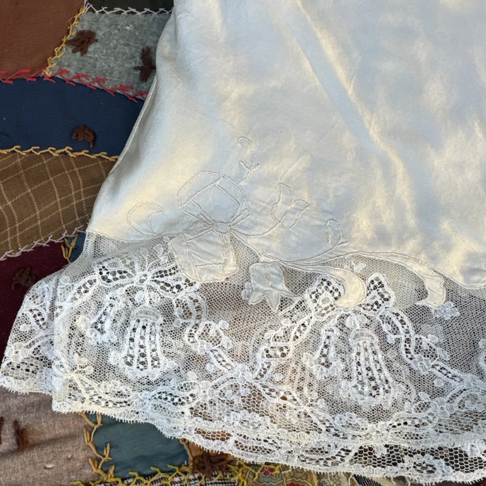 Винтажные шорты 1930-х из кремового шелка с атласом и колокольчиком сетчатые кружевные ручной шитье кран 1920-е - Изображение 3 из 4