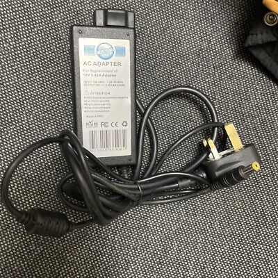 CIRCUIT PLANET ERSATZ 19V 3,42A 65W AC ADAPTER LADEGERÄT