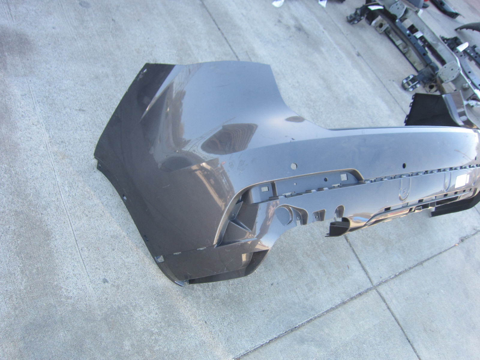 Maserati Levante M161 - Rear Bumper Dark Grey