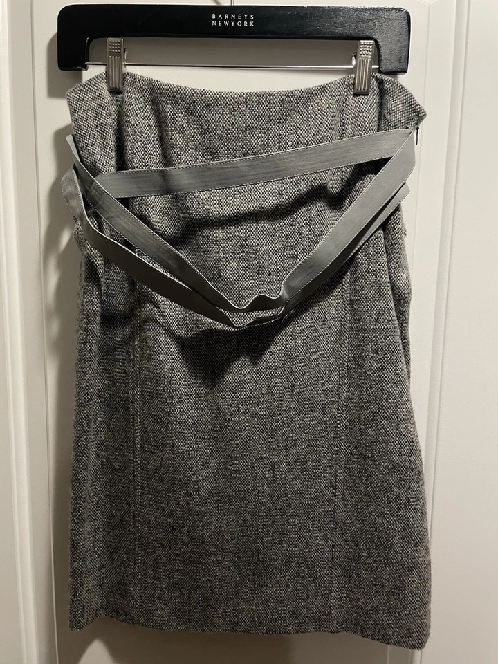 Falda lápiz Christian Dior vintage de lana con silla de montar de cinturón tachonado de cuero | US8