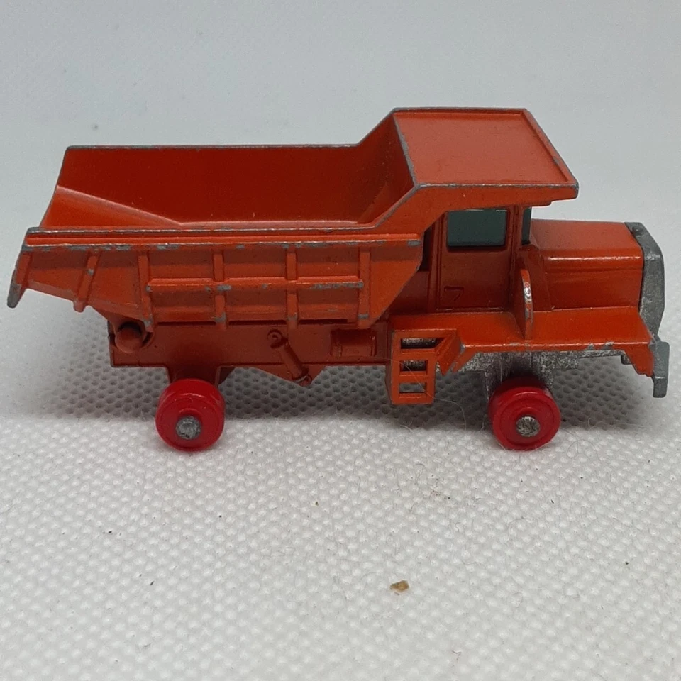 Camión de Volteo Lesney Matchbox Mack Nº28 Naranja Hecho en Reino Unido Foto 4 de 4