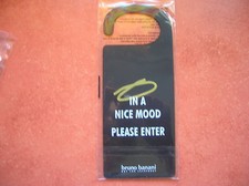 Bruno Banani T&uuml;rklinkenanh&auml;nger  In A NICE MOOD PLEASE ENTER schwarz Werbung