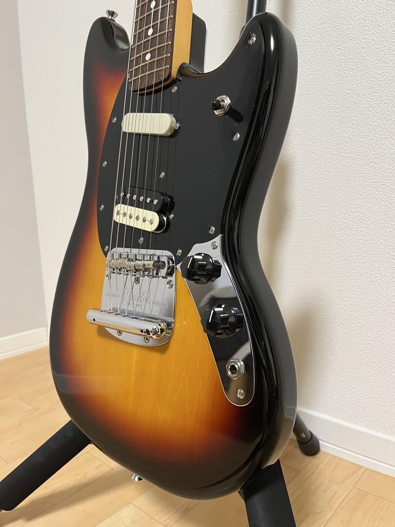 Fender Mustang Limited Run Reverse Head Electric Guitar