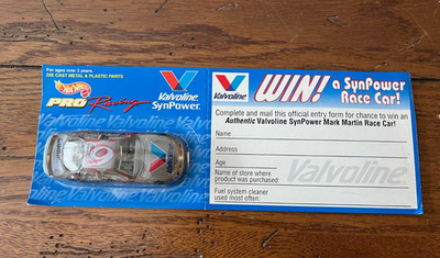 Hot Wheels ProRacing Valvoline SynPower Race Car W/ Entry Card 1998 #6 Cummins