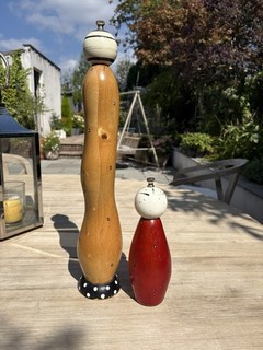 Salt & Pepper Grinder / William Bounds / PepArt Collection