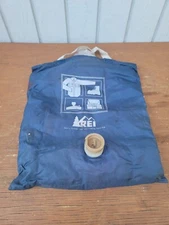 Vintage REI Gear Camping Shower 100% Solar Powered Blue Self-Inflating 2 Gallons