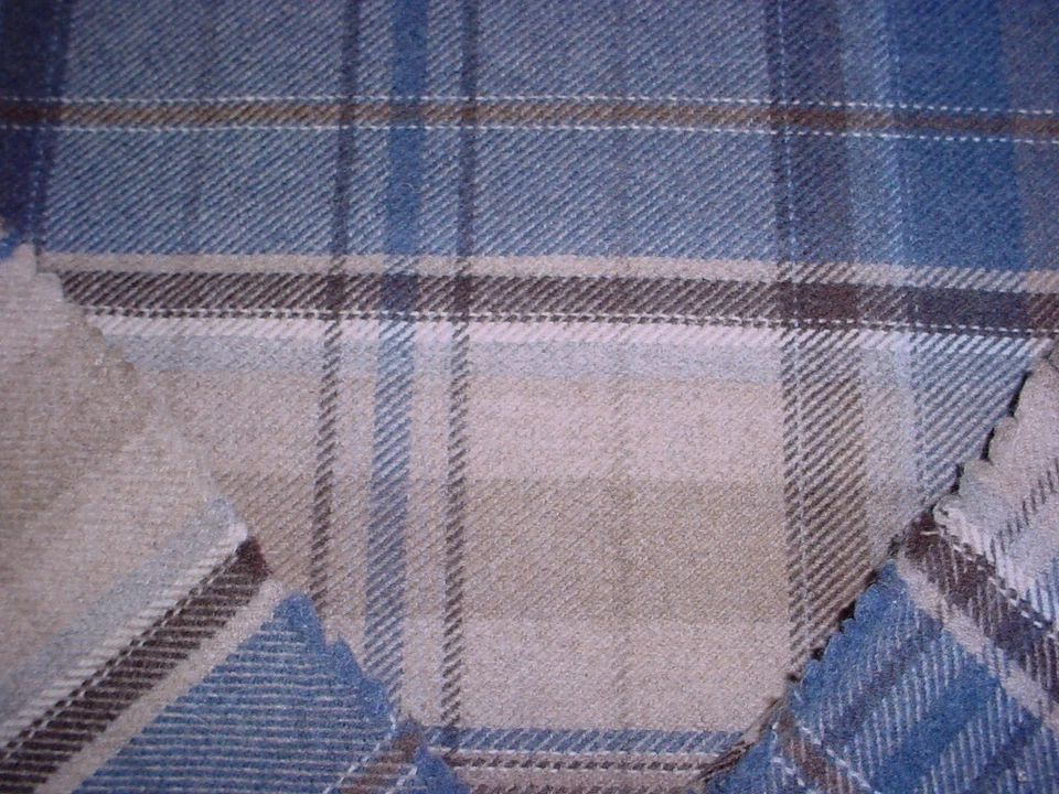 Zoffany Sanderson 233240 Indigo / Stone Wool Blend Drapery Upholstery Fabric - Image 2 of 3