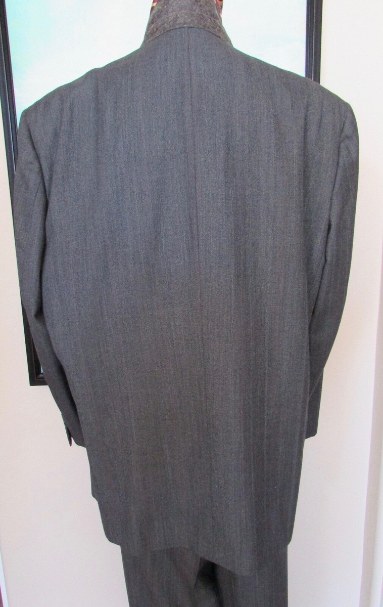 Burberrys' Saks Fifth Ave. Men's Gray Wool Double Breasted Suit Sz