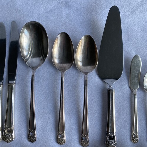 Rogers Bros. Silverplate Flatware Eternally Yours 51 Piece Set Service for 8 - Picture 12 of 18