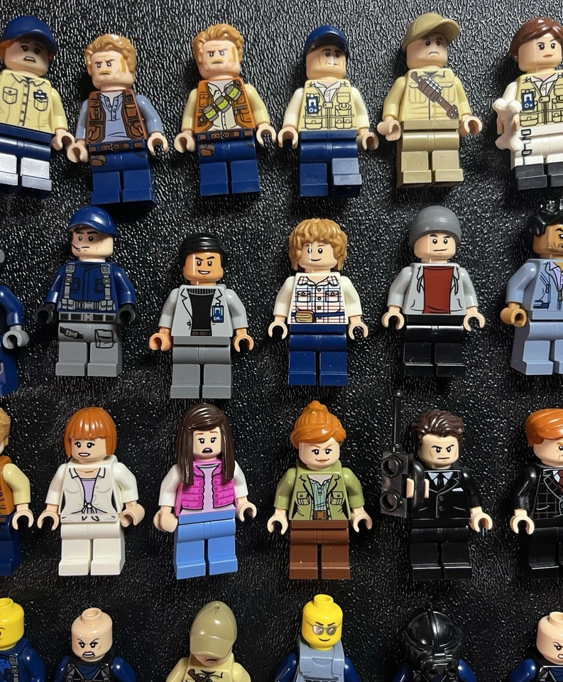 Gran Lote de Minifiguras Lego Jurassic World ¡Con Algunos Accesorios! Foto 4 de 4