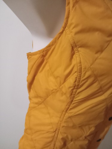 Lands End Puffer Vest Women's Medium 10/12 Down Snap Pockets Lightweight Yellow - Picture 3 of 8