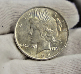 1924 US Peace Silver Dollar $1 CU Unc Details (Cleaned).