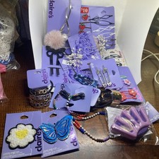Lot of 17 New Claire  s Odds And Ends Mixed Hair Accessories  Patches