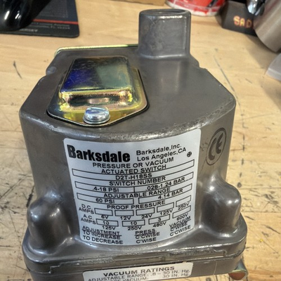 #ad #ad Barksdale D2T H18SS Pressure Switch 1 4in 0.4 18psi 125 250 480v ac $149.97