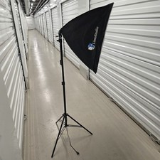 LimoStudio softbox photography lighting kit with a tripod stand