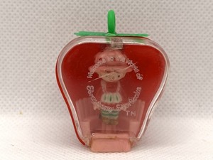 Vintage Strawberry Shortcake Berry Locket Pin