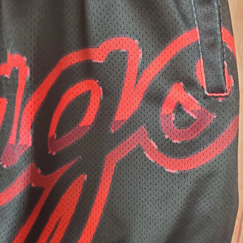 Mitchell & Ness Big Face 4.0 Womens Shorts Small Black Chicago Bulls Drawstring - Image 4 of 4