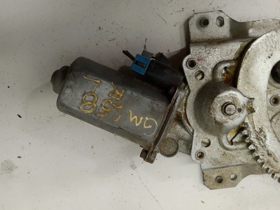 REGULADOR VENTANA LATERAL IZQUIERDA TRASERA SERIE SATURN 1997-1999 OEM, 135-01772L Foto 2 de 4