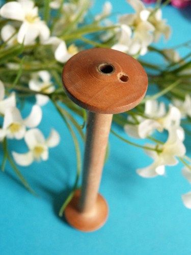 172# RAVISSANTE PETITE BOBINE ANCIENNE BOIS FILATURE SOIERIE LYON ÉP. ART DÉCO - Afbeelding 3 van 5