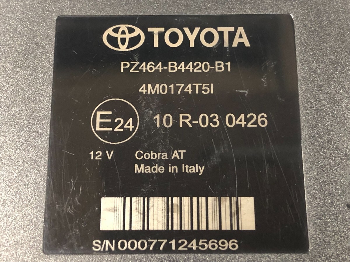 PZ464 B4420 B1 Toyota PDC Parking Distance Control Unit