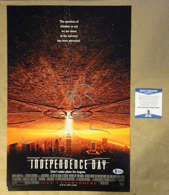 Signed Jeff Goldblum Autographed Independence Day 12''x18'' Photo Beckett BAS COA
