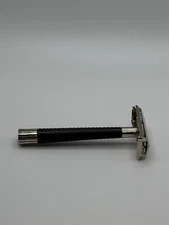 Vintage Krona Schick DE Razor Twist to open. Code Stamped On The Head