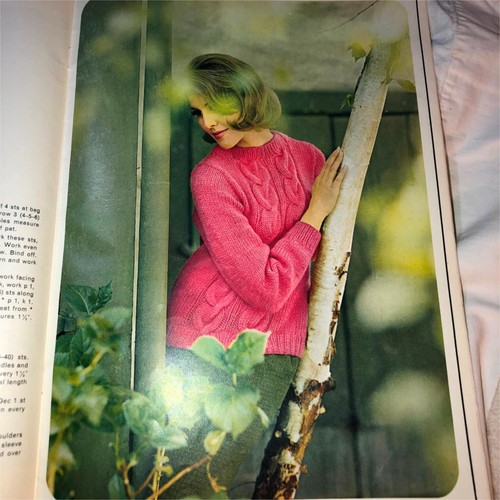 1960's Reynolds Designer Sweater Knitting Patterns Vol 36 - Picture 11 of 14
