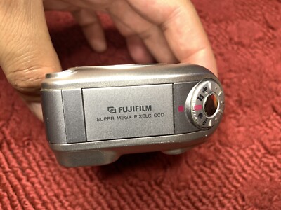 Fujifilm FinePix F601 Zoom 3.1MP Compact Digital Camera Parts Not