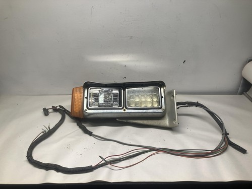 1987-2010 Peterbilt 379 Right/Passenger Headlamp - Used | P/N 1604263M00