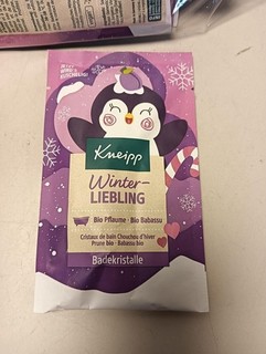 20x60g Kneipp Badekristalle Winterliebling Badesalz mit Bio Pflaumenextrakt &