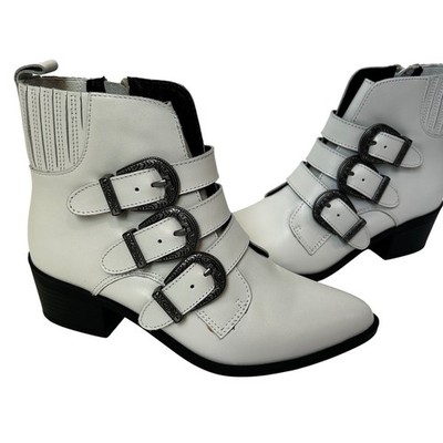 Steve Madden Billey White Leather Belted Ankle Booties size 6