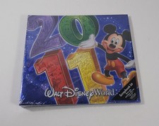 Disneyland Resort Scrapbook Starter Kit 12x12 Album WDW Mickey Holographic 2011