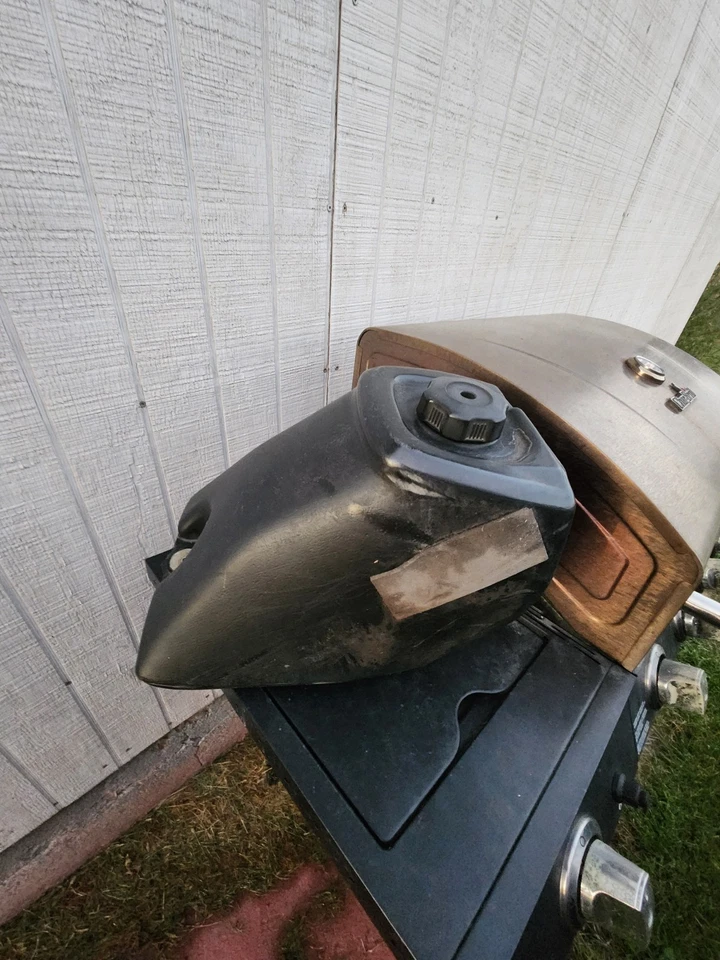 1987 Yamaha Champ YFM100T Fuel Tank 2HX-24110-00-00 Used Foto 3 de 4