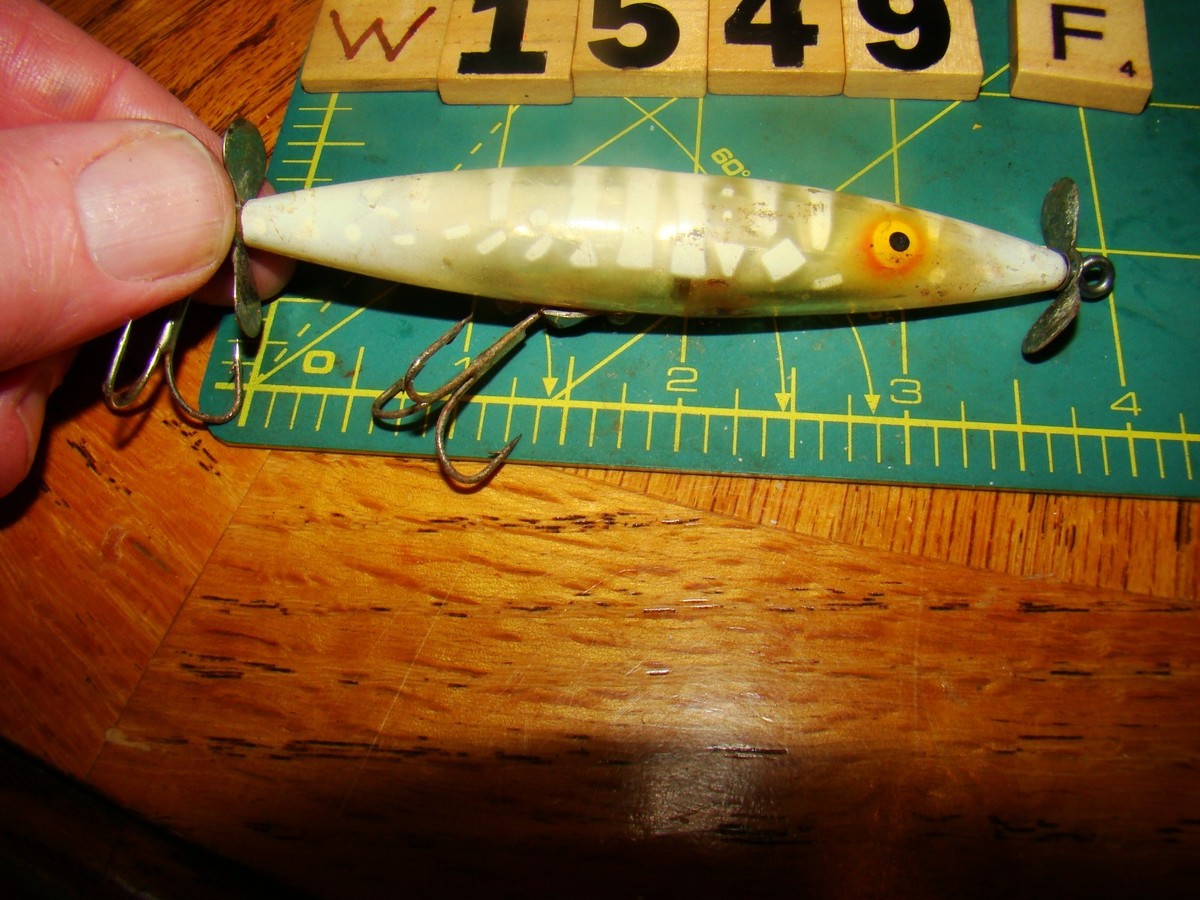 W1549 F HEDDON DYING FLUTTER FISHING LURE | eBay