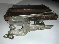 St Louis Craxall Cast Iron Nut Cracker Lever Action Box Renners Pattern Co Vice