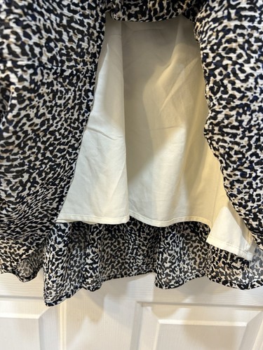 NWT EXPRESS Tiered Chiffon Dress Sz L Festive Animal Print Sleeveless Frilly - Picture 4 of 9